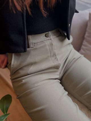 I když k výrobě kvalitního střihu nových prodloužených kalhot👖 bylo potřeba hoodně trpělivosti .. Vznikaly od jara, ale...